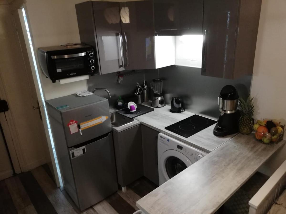 Appartamento Charming Central Paris Studio Esterno foto