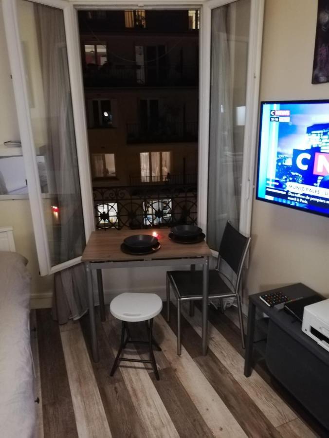 Appartamento Charming Central Paris Studio Esterno foto